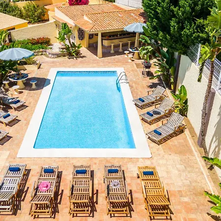 Crisandra - Com Piscina Aquecivel, Em * Albufeira