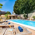 Crisandra By Algarve Vacation וילה אלבופיירה