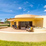 Crisandra By Algarve Vacation Villa Albufeira