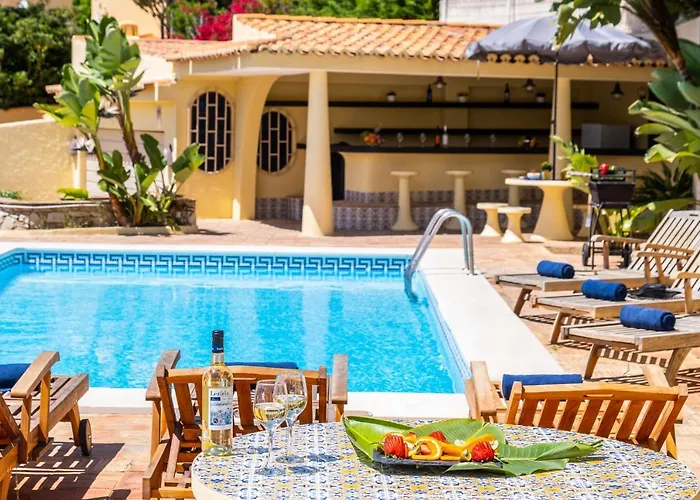 Crisandra By Algarve Vacation 别墅