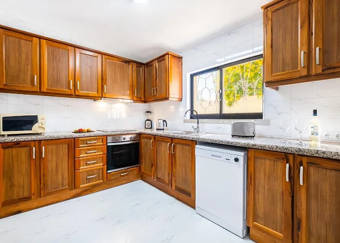 Crisandra By Algarve Vacation * 阿尔布费拉