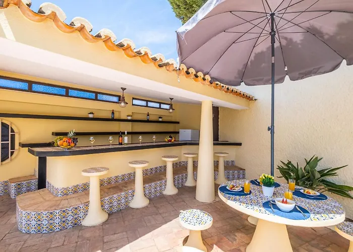 Crisandra By Algarve Vacation וילה אלבופיירה